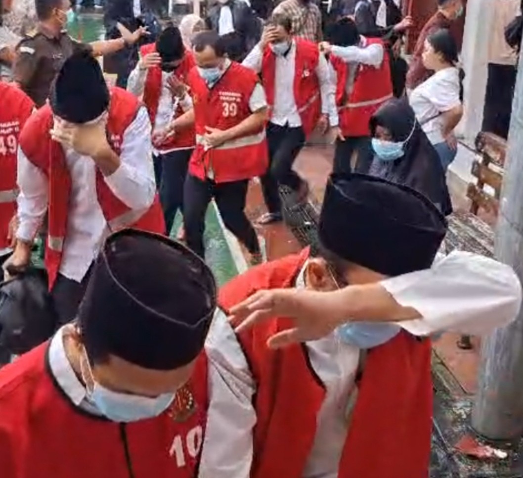 Puluhan Terdakwa Siwalan Party Jalani Sidang Perdana di PN Surabaya