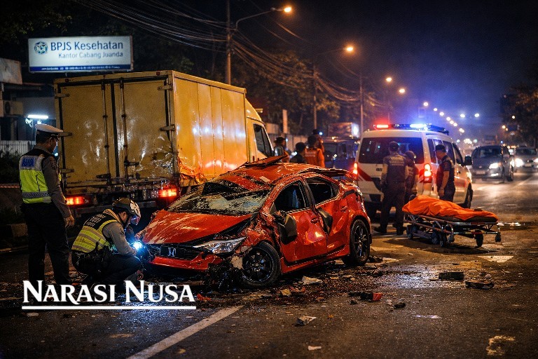 Mobil Honda Civic Hantam Truk di Juanda Sidoarjo, Pengemudi Tewas di Lokasi