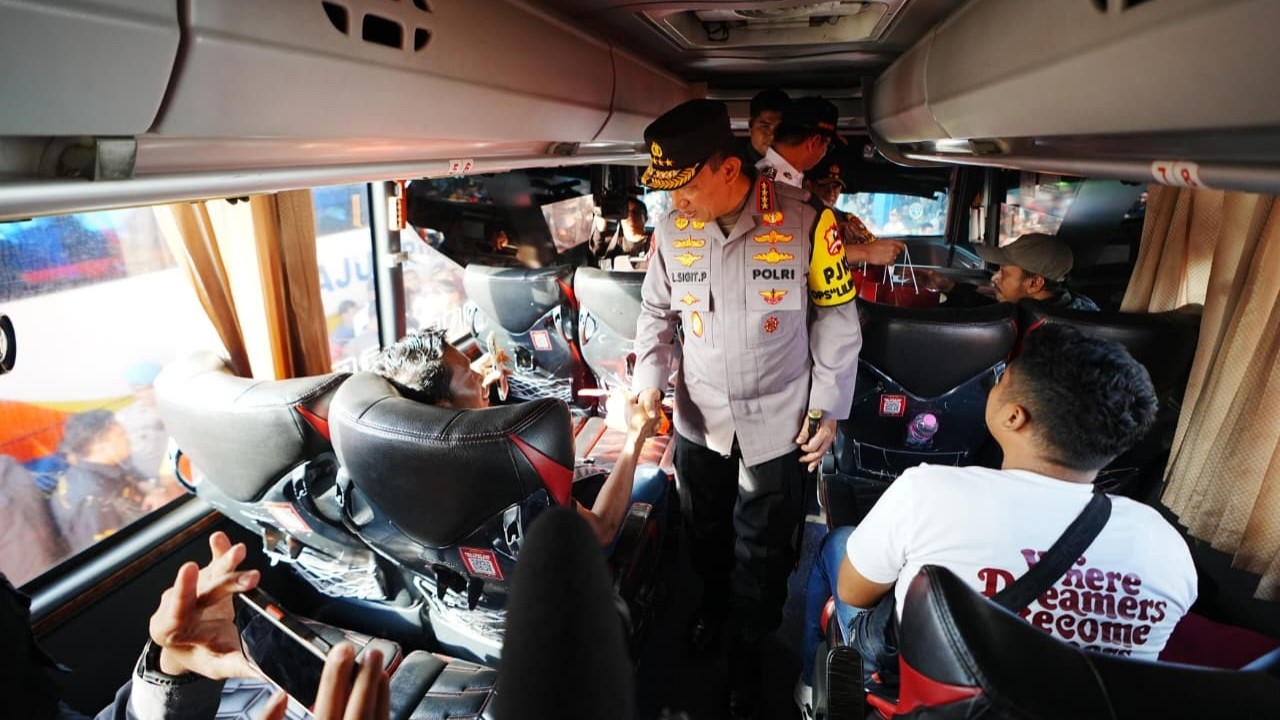 Kapolri Pastikan Sistem Keselamatan Transportasi Bus Siap Hadapi Arus Nataru