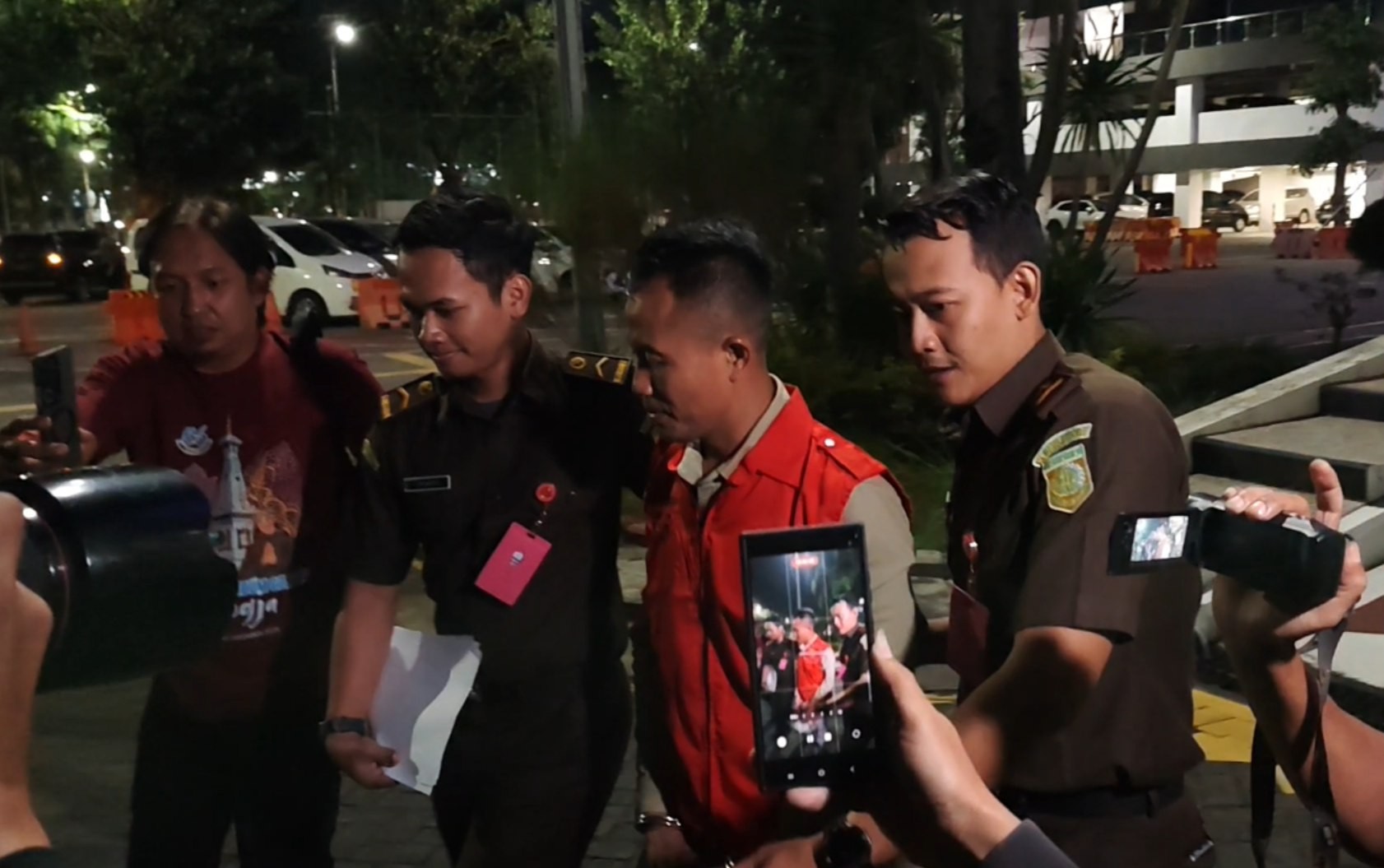 KUR Fiktif BNI Jember, Kejati Jatim Tahan Tiga Tersangka, Ratusan Warga Dicatut Jadi Petani