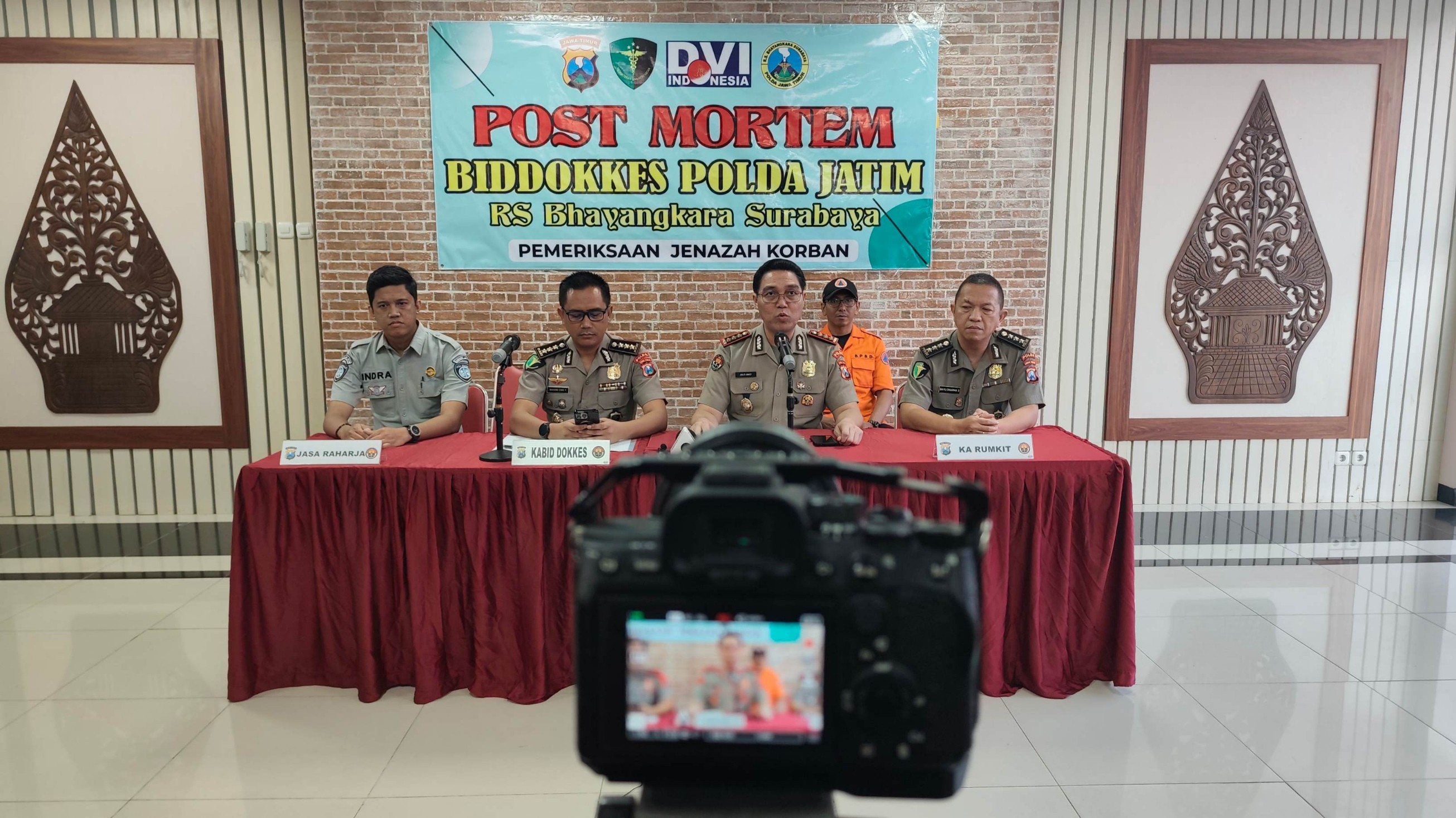 Tim DVI Polda Jatim Identifikasi 5 Korban KMP Mutiara Sentosa II Seluruh Jenazah Berhasil Dikenali