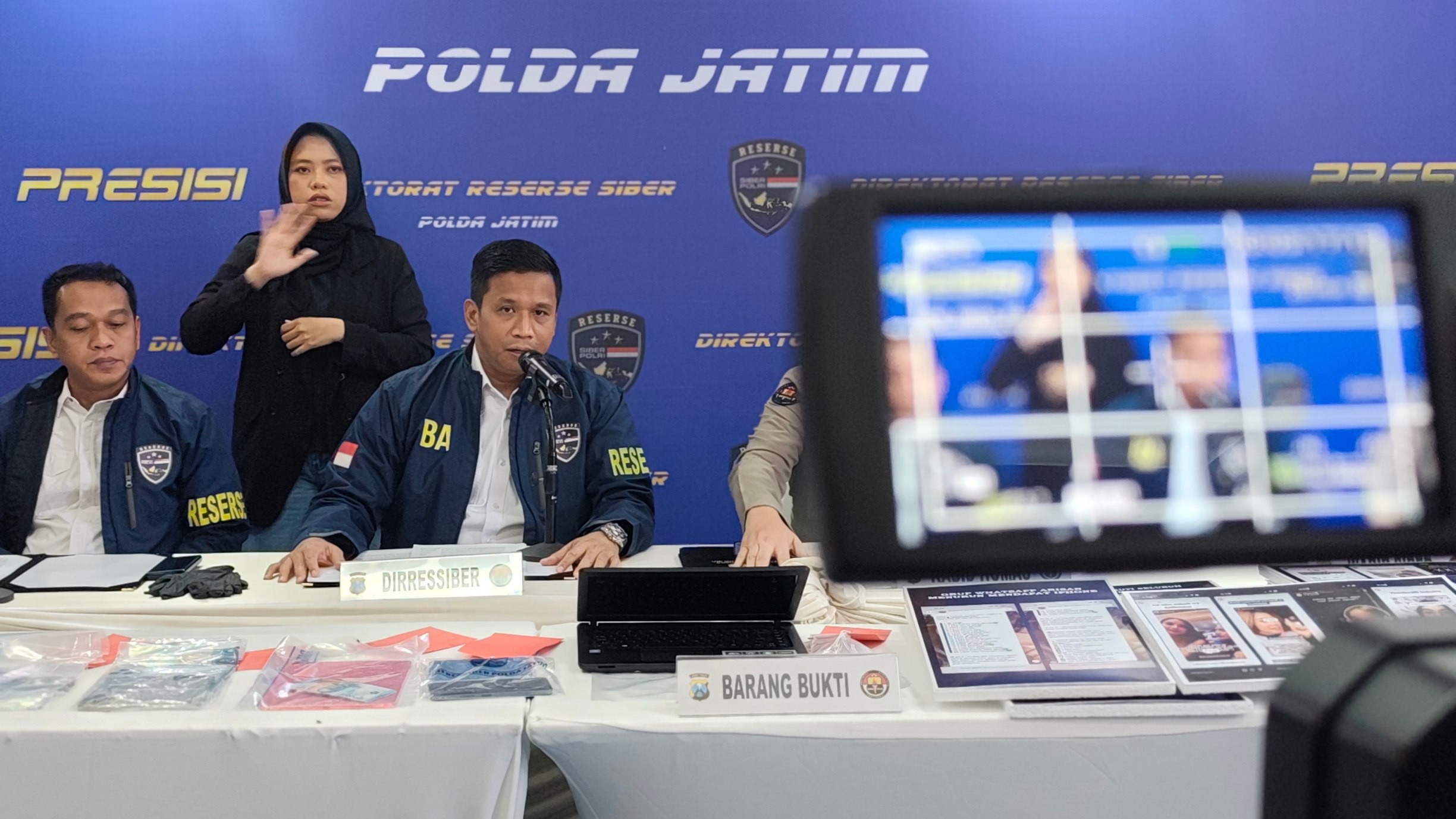 Polda Jatim Bongkar Arisan Online Fiktif Rp71 Miliar, Satu Tersangka Ditangkap Aset Miliaran Disita