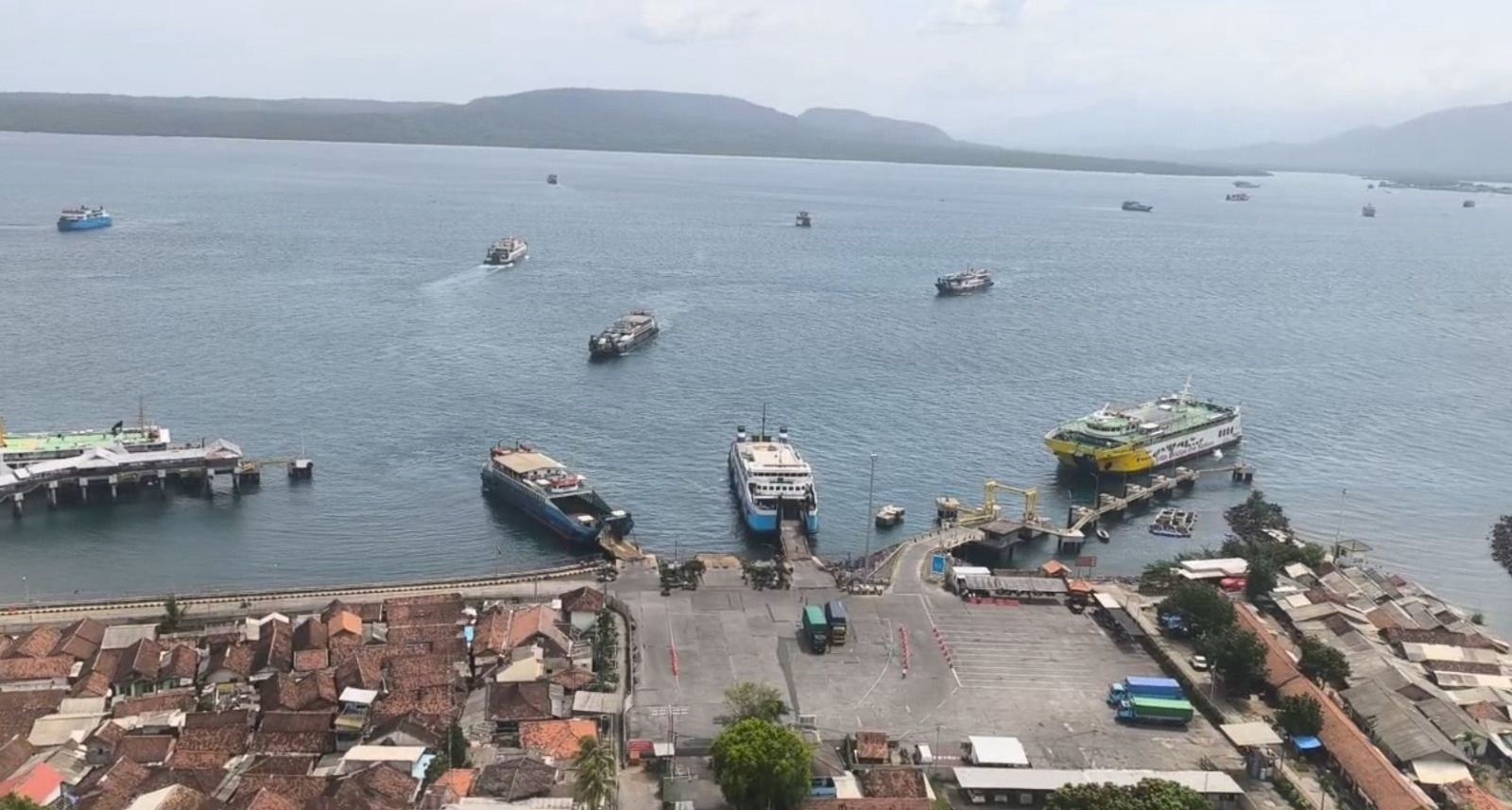 Pantau Siaga SAR Khusus Nataru, Kabasarnas dan Forkopimda Jatim Pantau Jalur Prosiwangi dari Udara