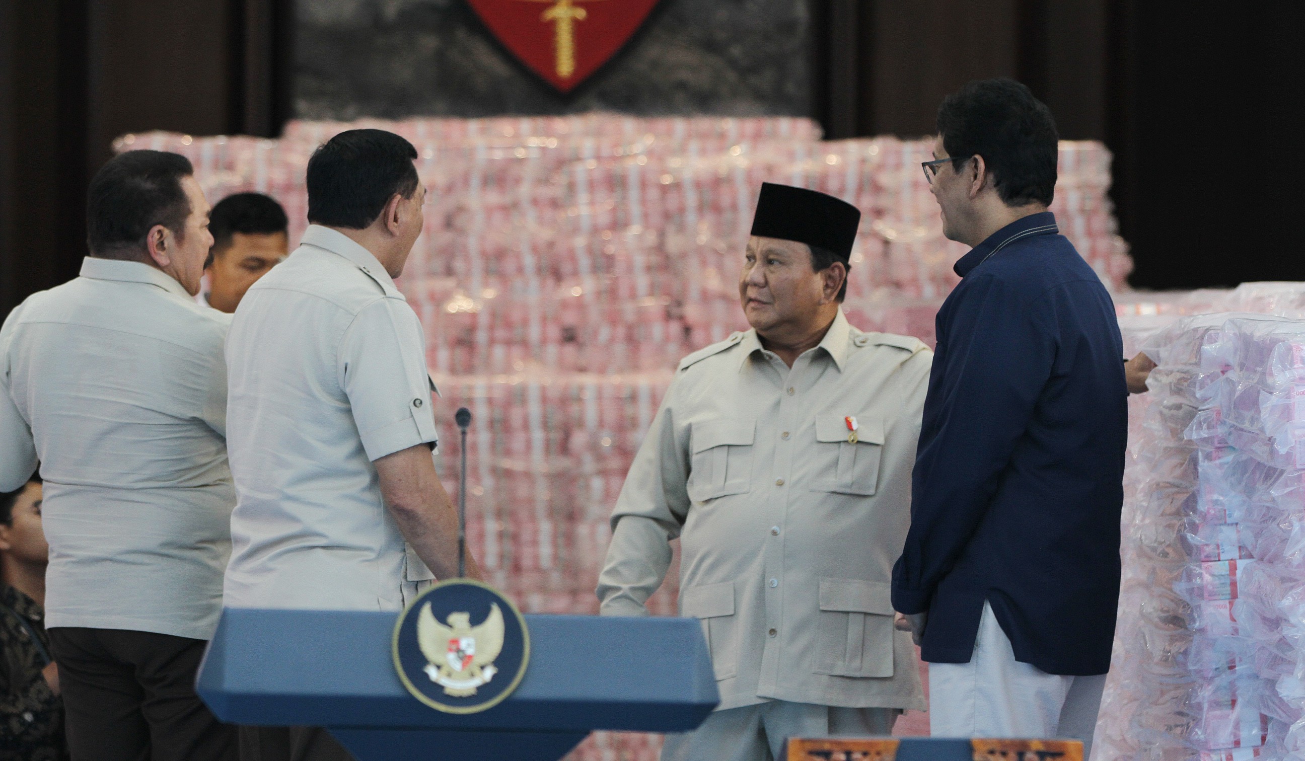 Prabowo Hadiri Penyerahan Uang Rampasan Rp 6,6 Triliun di Kejaksaan Agung